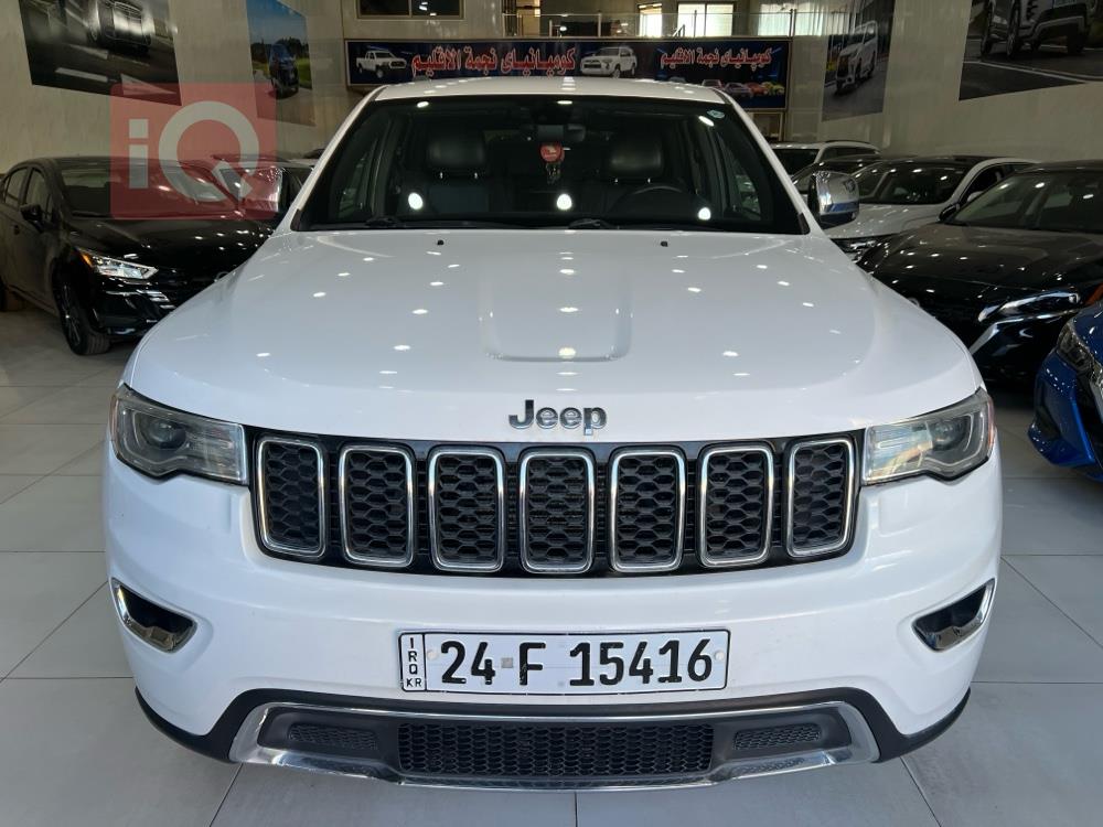 جیپ گراند شیرۆکی